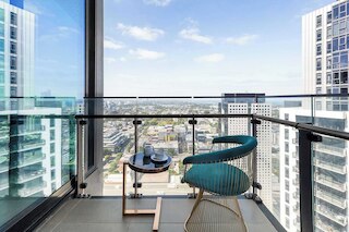 ア コージー 2ベッドルーム アパートメント ウィズ パノラミックビューズ, フリー パーキング