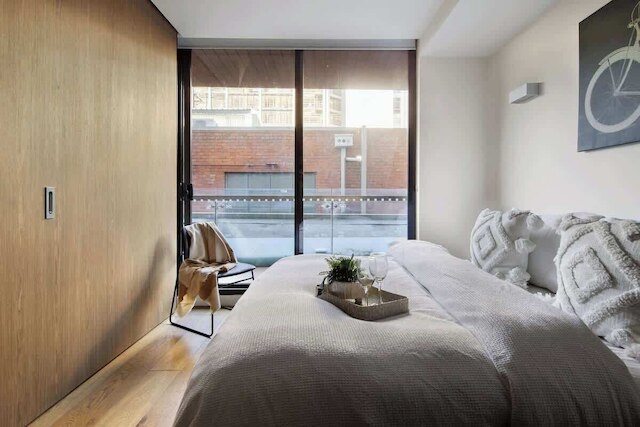 モダン & コージー 2ベッドルーム アパートメント クローズ トゥ メルボルン ユニ