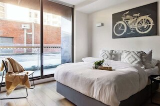 モダン & コージー 2ベッドルーム アパートメント クローズ トゥ メルボルン ユニ