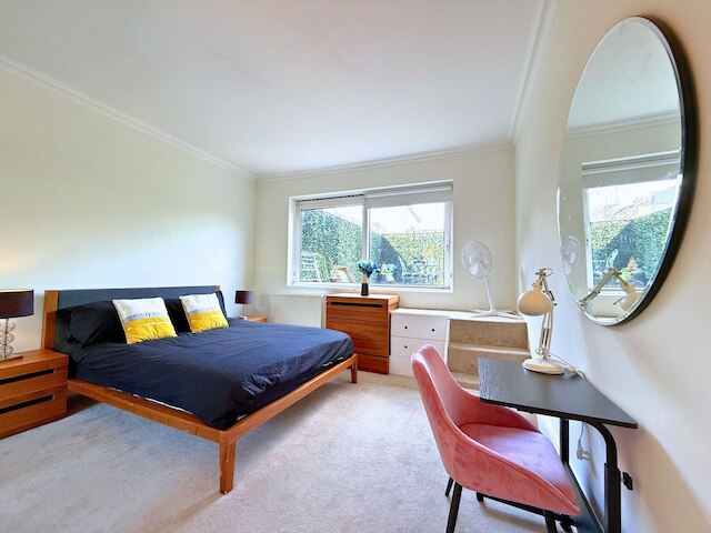 ナイツブリッジ ハイドパーク 2ベッドルーム 2バスルーム アンド ガーデン