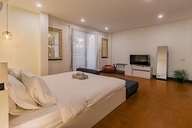 モダン ファミリー ハウス - 4 ベッドルームズ 5 ミンズ フロム オールド タウン ウィズ ギャラリー - デジャ ホーム