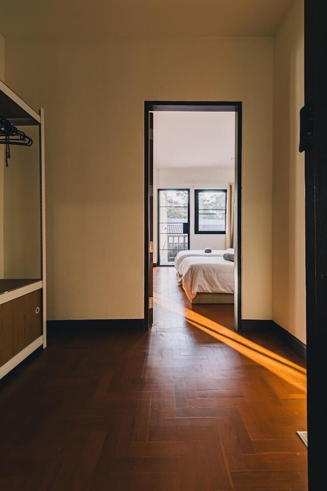 モダン ファミリー ハウス - 4 ベッドルームズ 5 ミンズ フロム オールド タウン ウィズ ギャラリー - デジャ ホーム