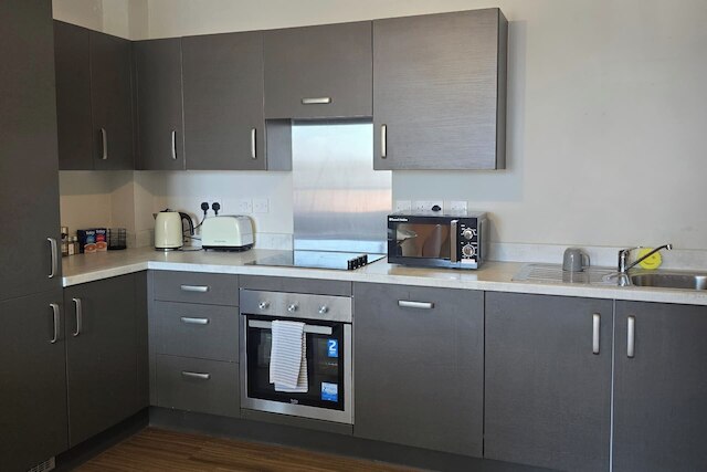 アパートメント スリープス 4 ペッツ アロウド & パーキング