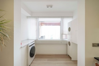 Book and Bed - SML Center