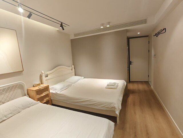 Book and Bed - SML Center