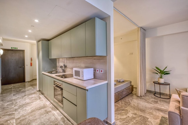 オフィシャル マーキュリー スイーツ ウィズ ルーフトップ プール アクセス