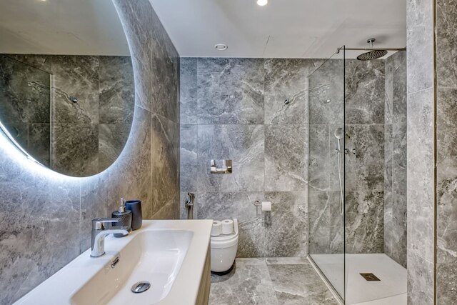 オフィシャル マーキュリー スイーツ ウィズ ルーフトップ プール アクセス