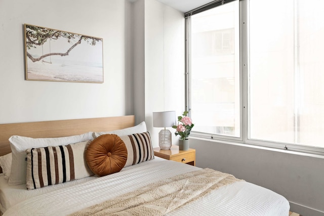 A Stylish & Central 2BR Apt Near Flinders Station