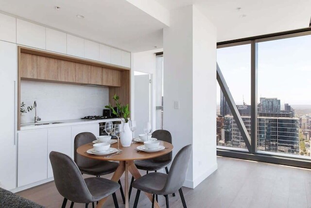 ア 2ベッドルーム アパートメント ウィズ スタニング シティビューズ, フリー パーキング