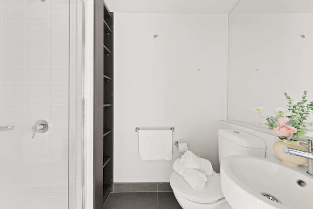 A Comfy Apt Right Next to Queen Victoria Market