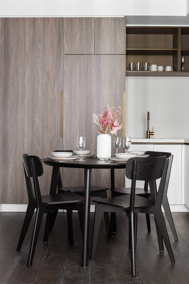 A Chic 2BR Apt Right Next to Melbourne Central