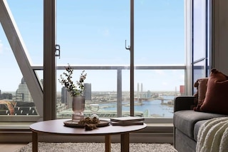 A Stylish 3BR Apt With Harbour Views, Free Parking