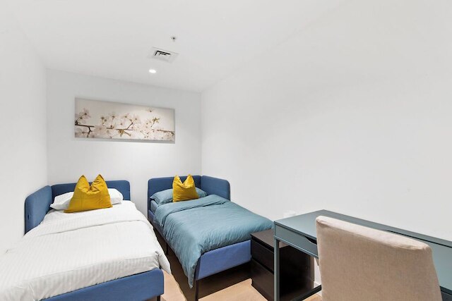 A Cozy 2BR Apt for 6 Next to Southern Cross