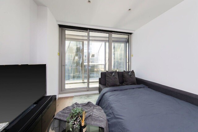 A Cozy 2BR Apt for 6 Next to Southern Cross