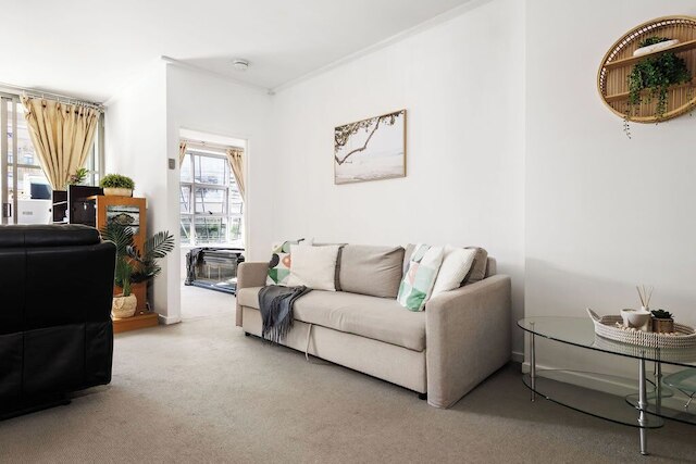 A Stylish Apt for 6 Right Next to Darling Harbour