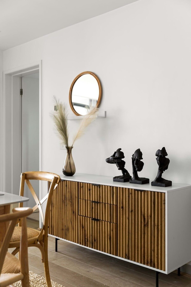 ラグジュアリーな 2 ベッドルーム アパートメント メルボルン大学の隣 無料駐車場付き