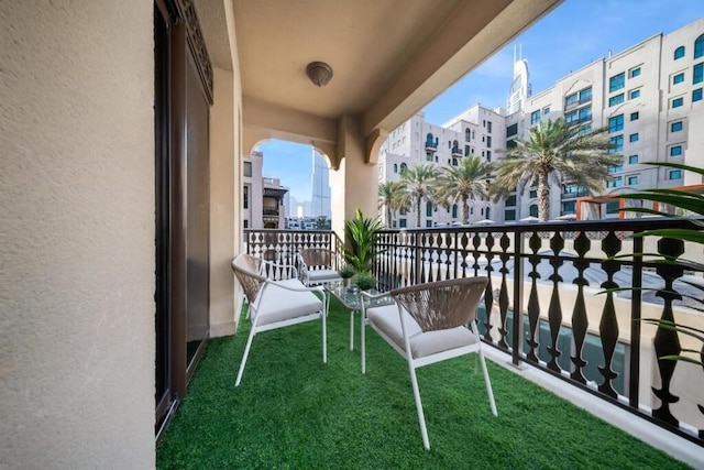 Durrani Homes Zafran Luxe Stay Iconic Burj View