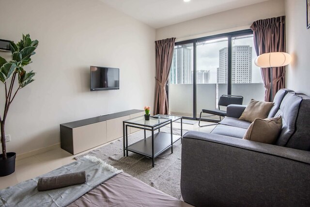 ラブリー & コンフィ スイート アット スアサナ スイーツ JB 11