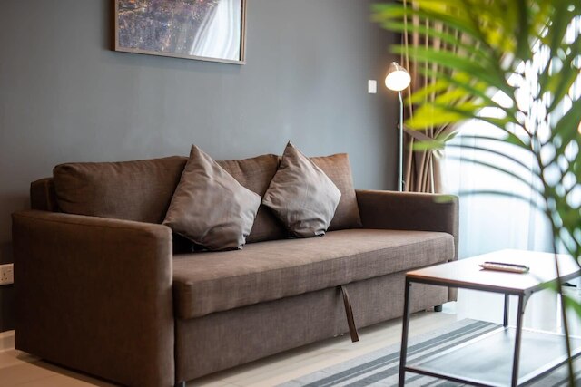 ハイ フロア スアサナ スイーツ 5 イン JB シティ ウィズ WiFi