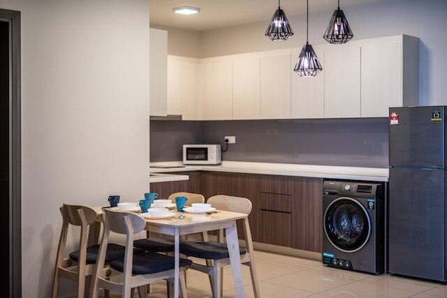 シック & コージー ステイ アット スアサナ スイーツ JB