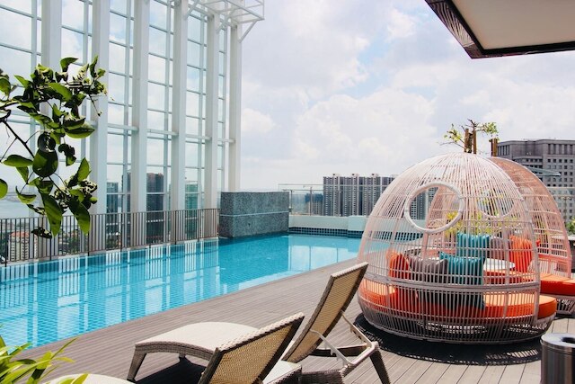 シック & コージー ステイ アット スアサナ スイーツ JB