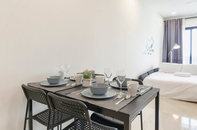 トトロ テーマ スイート イン スアサナ JB