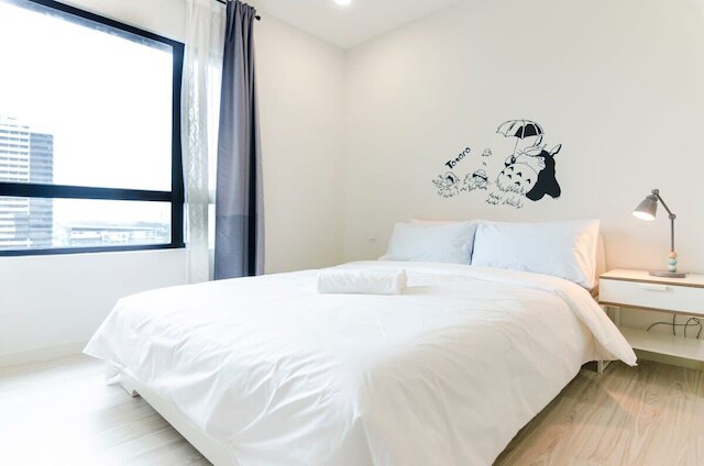 トトロ テーマ スイート イン スアサナ JB