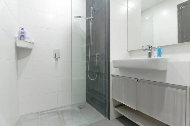 スタイリッシュ & コージー スイート イン スアサナ JB