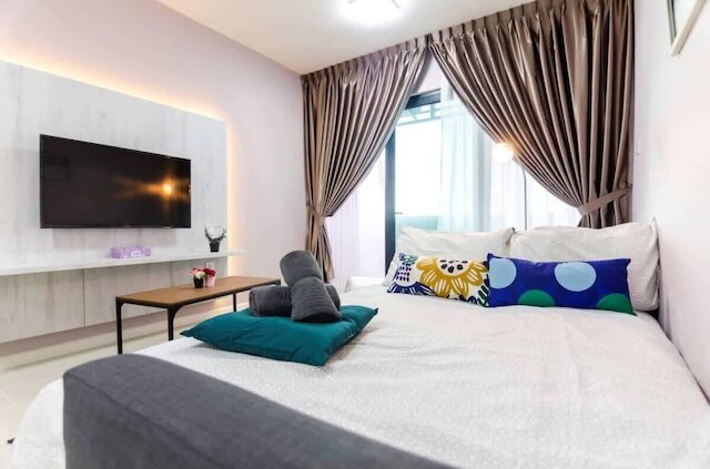 スタイリッシュ & コージー スイート イン スアサナ JB