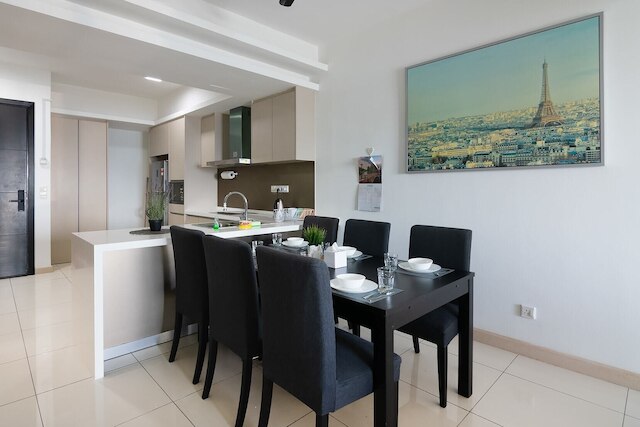 ア スタイリッシュ ハイ フロア 3ベッドルーム アパート アット ブキット ビンタン