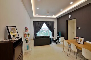 コムフィー 2ベッドルーム トライトワー スイート ニア JB CIQ, JBCC & カプリ