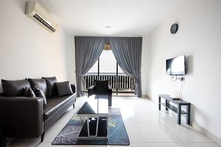 コンフィー 3ベッドルーム アパート @ KSL ダヤ ニアー イケア テブラウ, パーキング