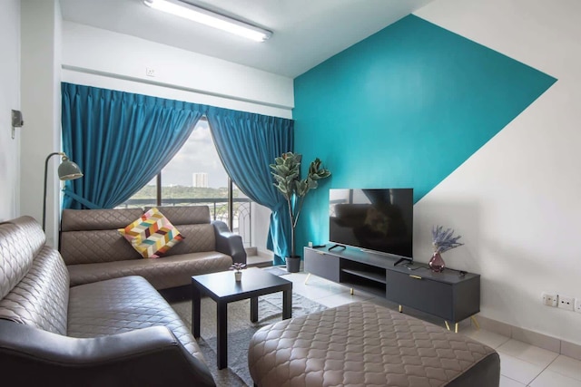 モダン 3ベッドルーム ニア ダンガベイ JB フリーパーキング