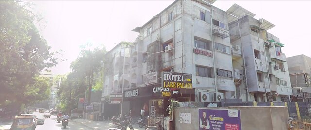 ホテル レイク パレス アーメダバード