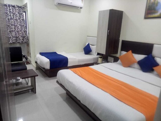 ホテル レイク パレス アーメダバード