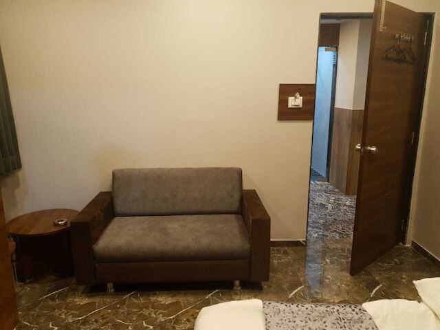 ホテル レイク パレス アーメダバード