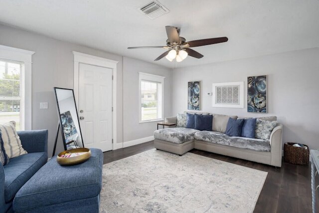 ロマンティック コテージ