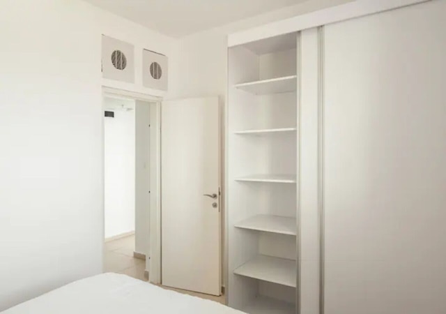 Fresh 3BR APT 32 Floor See View Tower