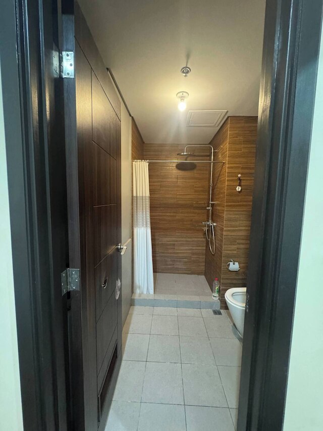 Levi & Moon's Chill with beautiful view