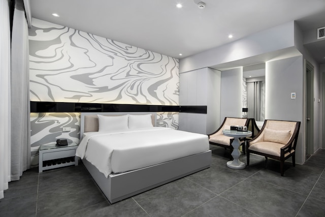 J Village Hotel - Triệu Việt Vương