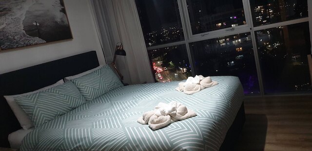 Chevron With 3beds and own Carpark Within Tower3