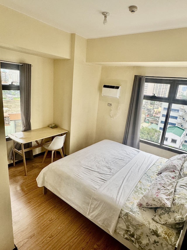 ラディアンス マニラベイ 2 ベッドルーム & 3 バス