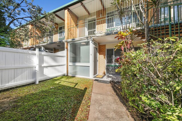 オーケンフラワー タウンハウス