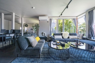 GROUNDBLOOM YIG STAY