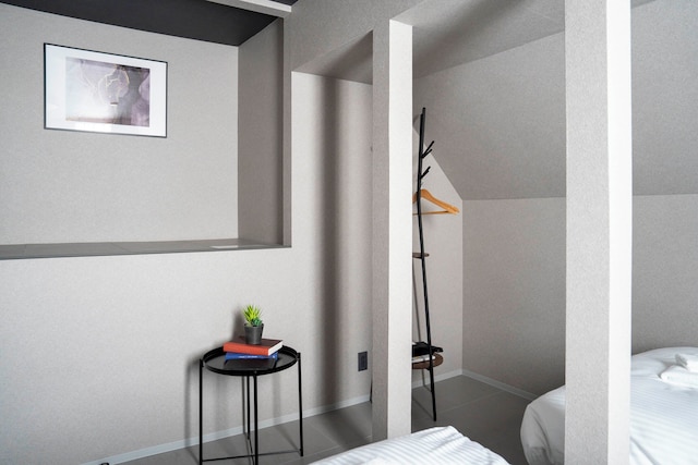 GROUNDBLOOM YIG STAY