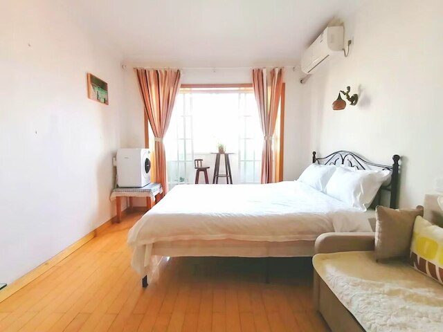 Lilys home Jingan Temple