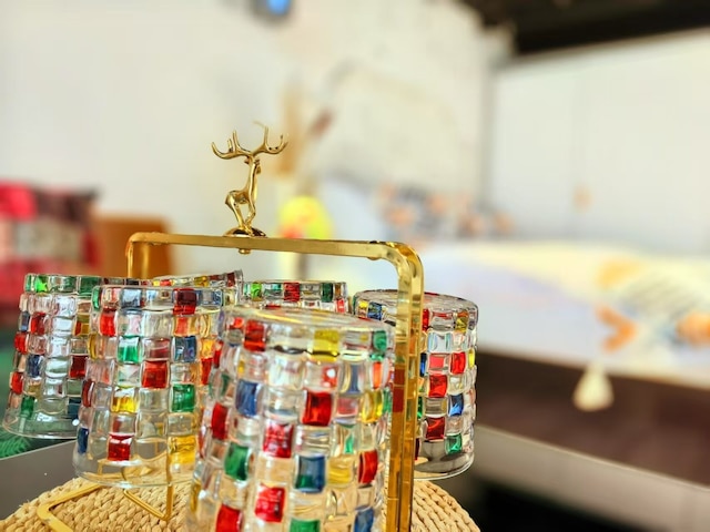 Shanghai Hills & Aromahome Sunshine BnB