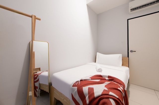 スペース レジデンシー by A----ウォーク 100m トゥー KSL