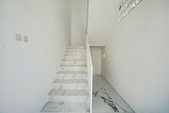 OYO 94766 タパク リマン シャリア