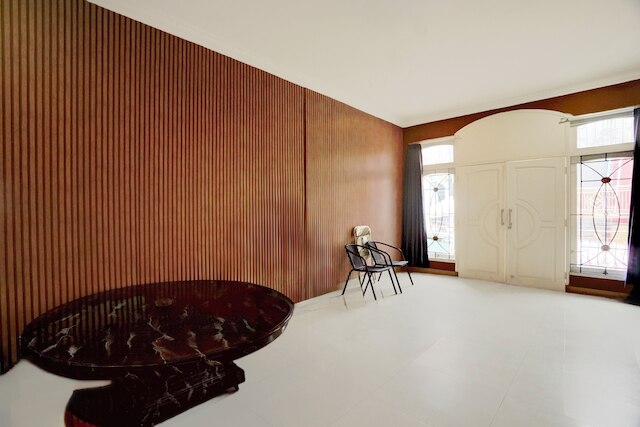 ホテル O オマ ブラタン